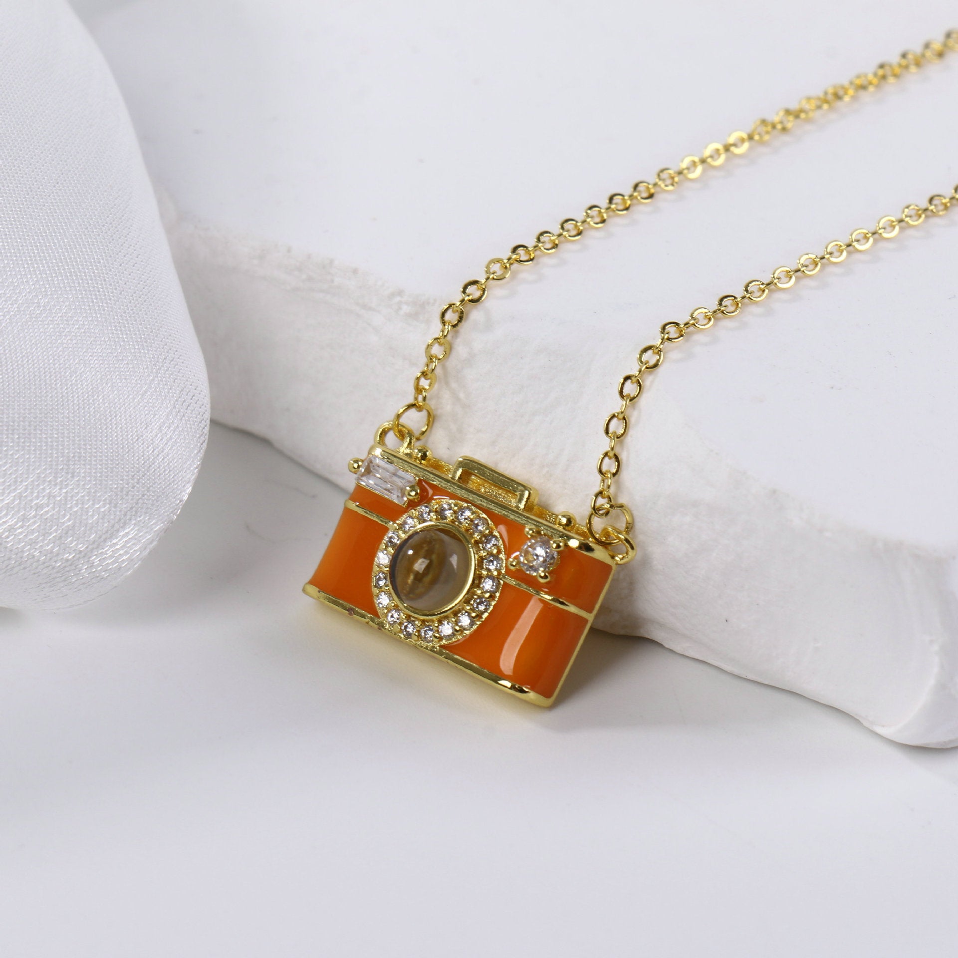 a3e0bb85-7f6e-4577-b23a-c7f0752604d9