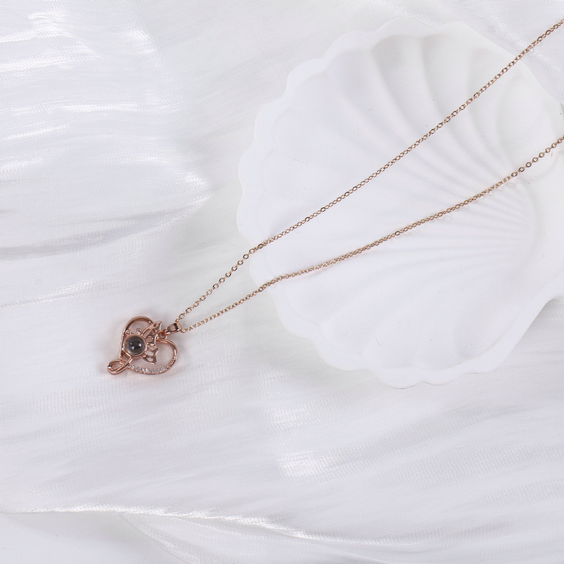 640b9aec-ef47-4ff5-98b6-d8ecba93fd9d