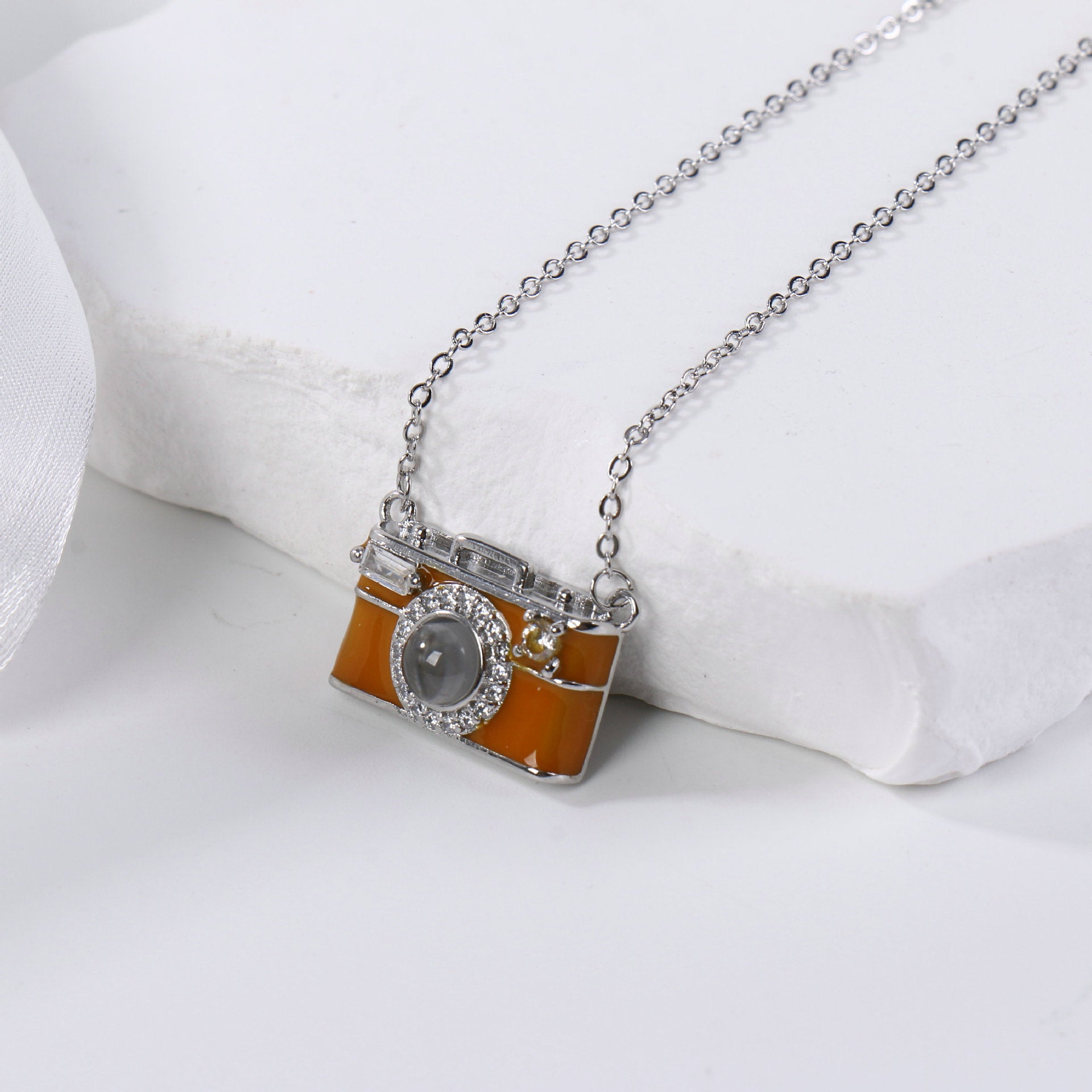 3299269f-d5bf-4df6-b8c3-63f0728c62c2